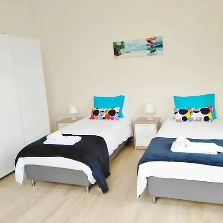 Apartman Lightoasis 4 *