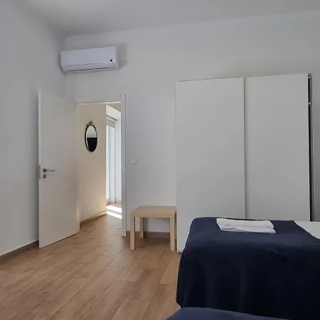 Lightoasis 4 Apartment